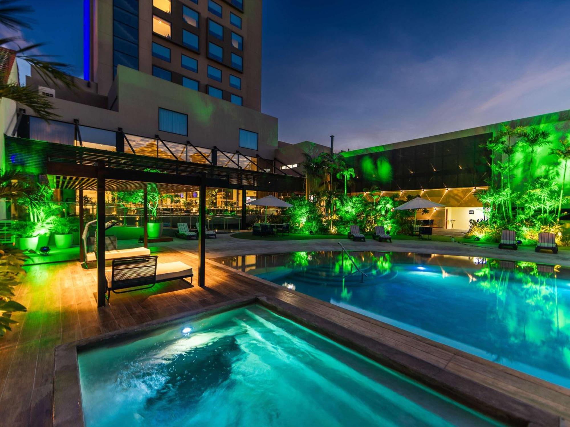 Novotel Santa Cruz De La Sierra Eksteriør bilde